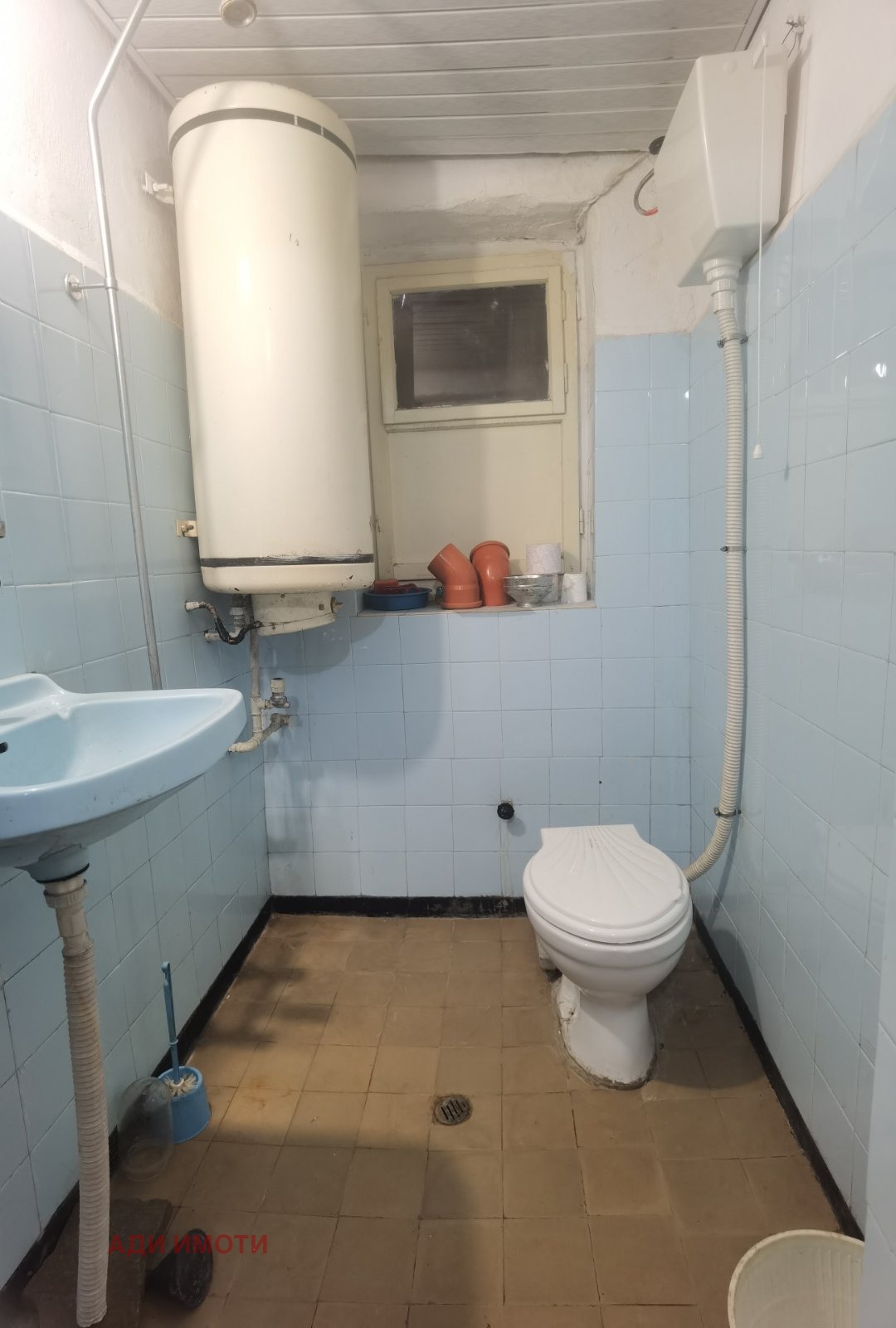 Продава КЪЩА, гр. Карлово, област Пловдив, снимка 14 - Къщи - 56126331