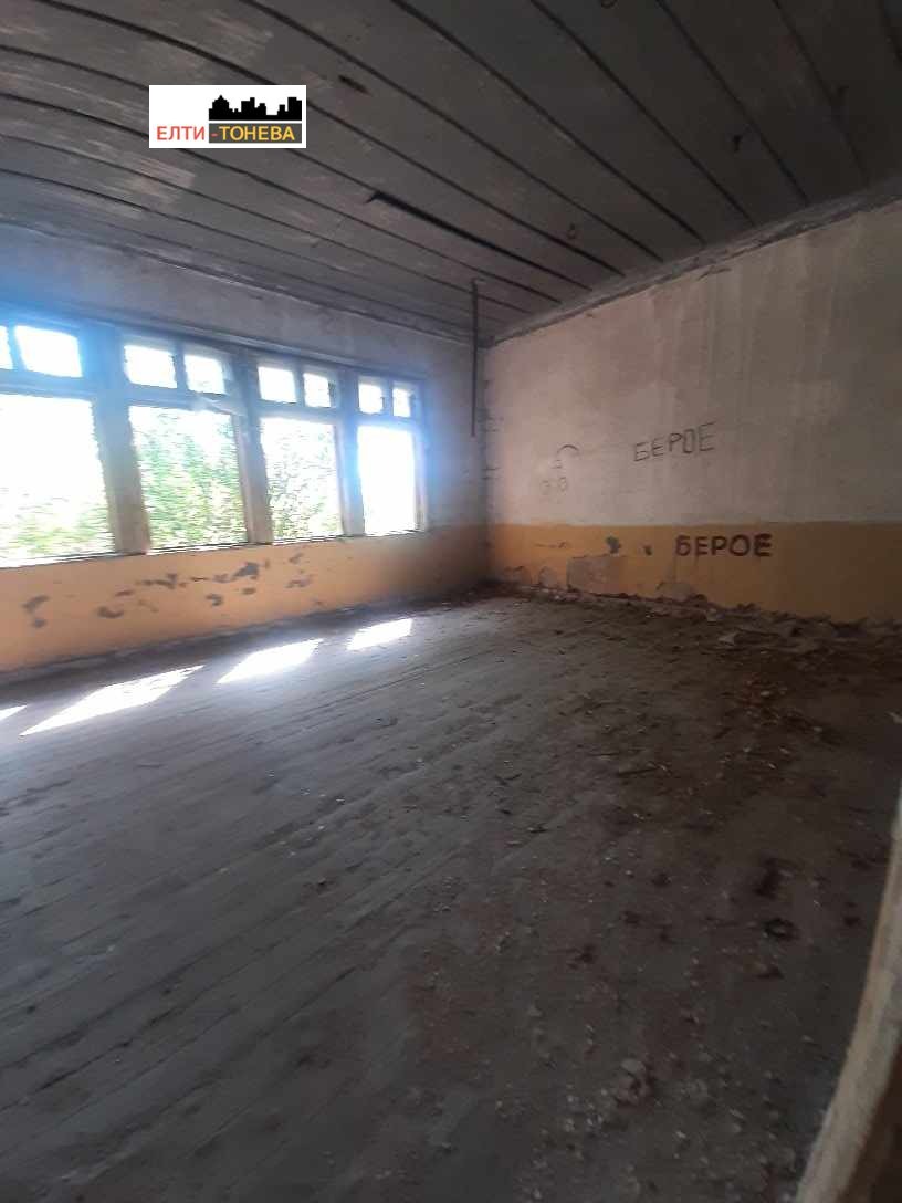 Продава БИЗНЕС ИМОТ, с. Лозен, област Стара Загора, снимка 2 - Други - 42984345