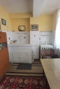 Продава КЪЩА, гр. Карлово, област Пловдив, снимка 2