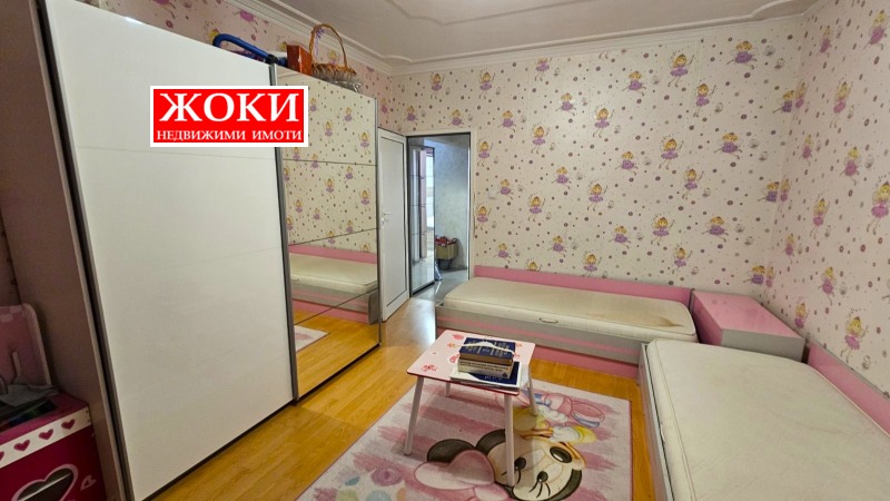 Продава  3-стаен град Перник , Изток , 88 кв.м | 25629574 - изображение [12]
