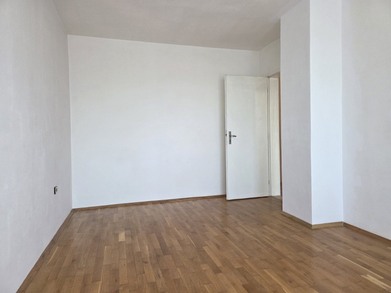 Eladó  3 hálószobás Varna , Asparuhovo , 108 négyzetméter | 60895569 - kép [4]