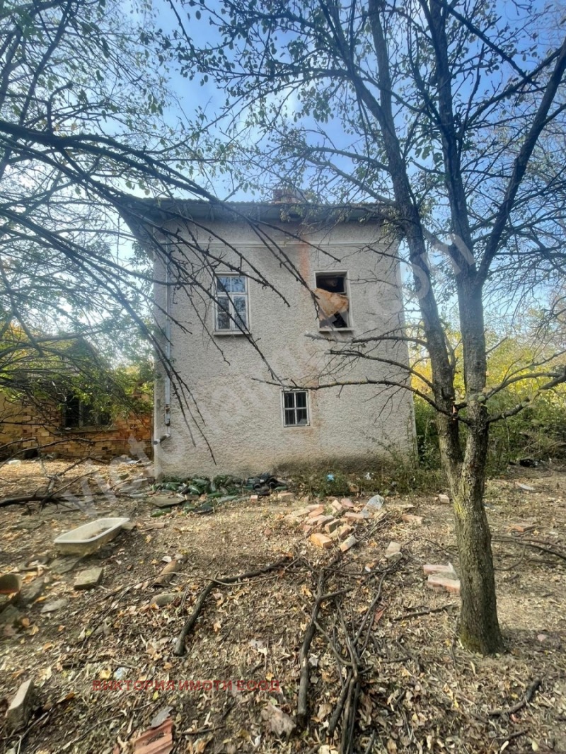 Продава КЪЩА, с. Ново село, област Велико Търново, снимка 1 - Къщи - 42716265