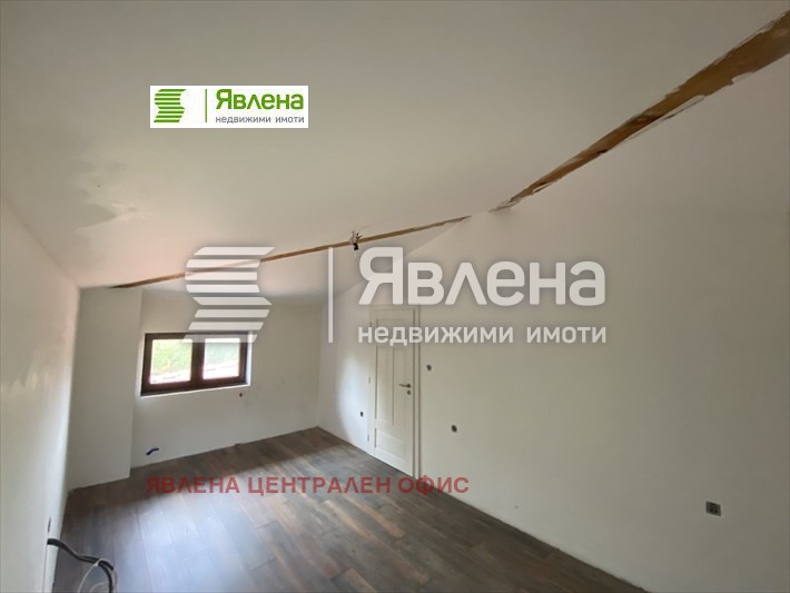 Продава КЪЩА, гр. Годеч, област София област, снимка 13 - Къщи - 48524331