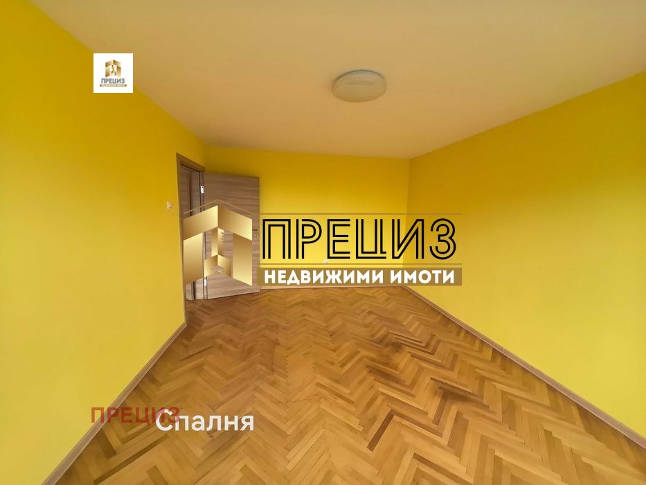 Продава 3-СТАЕН, гр. Шумен, Добруджански, снимка 4 - Апартаменти - 56022602