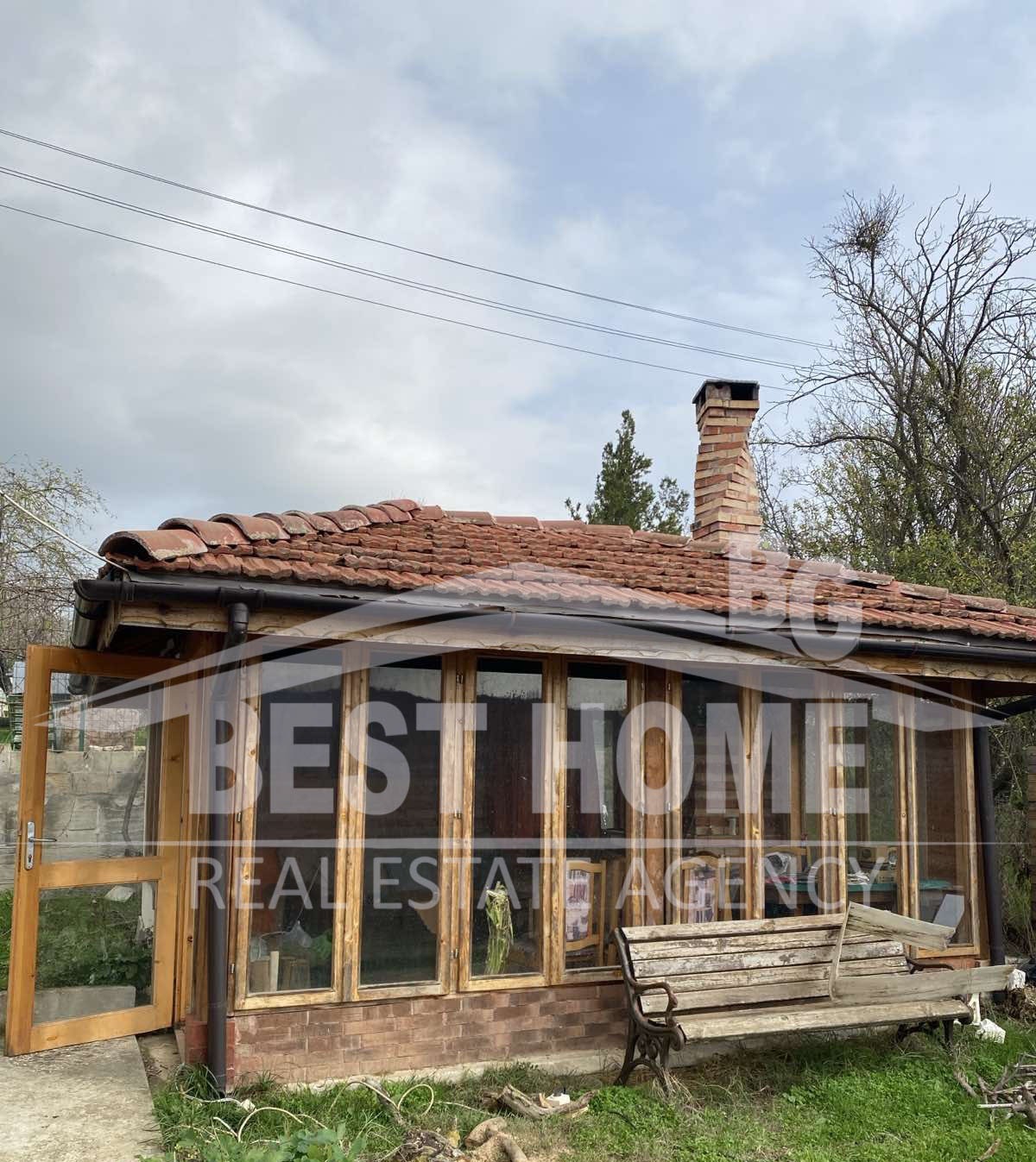 Продава КЪЩА, с. Радево, област Варна