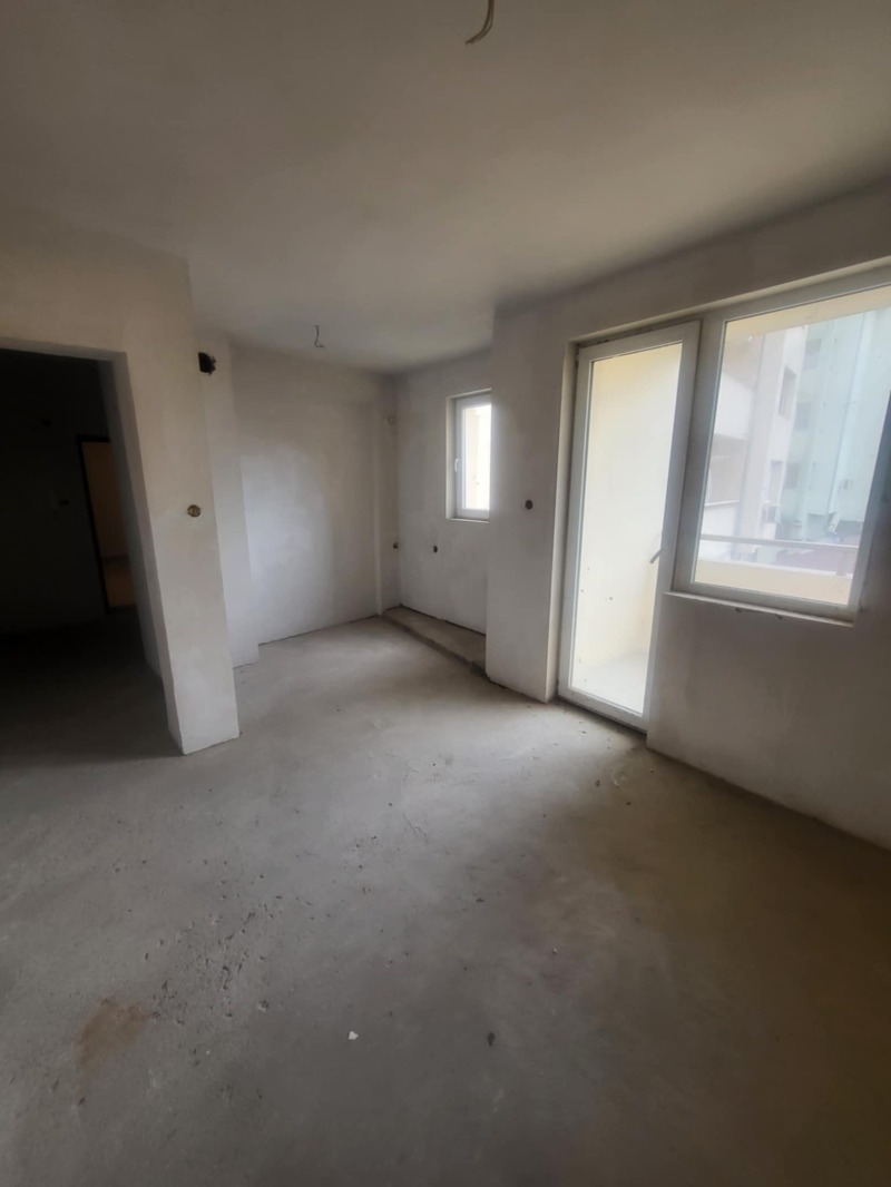 Продава  3-стаен, град Плевен, Широк център •  116 000 EUR • ID 99716209 — holmes.bg - [1] 