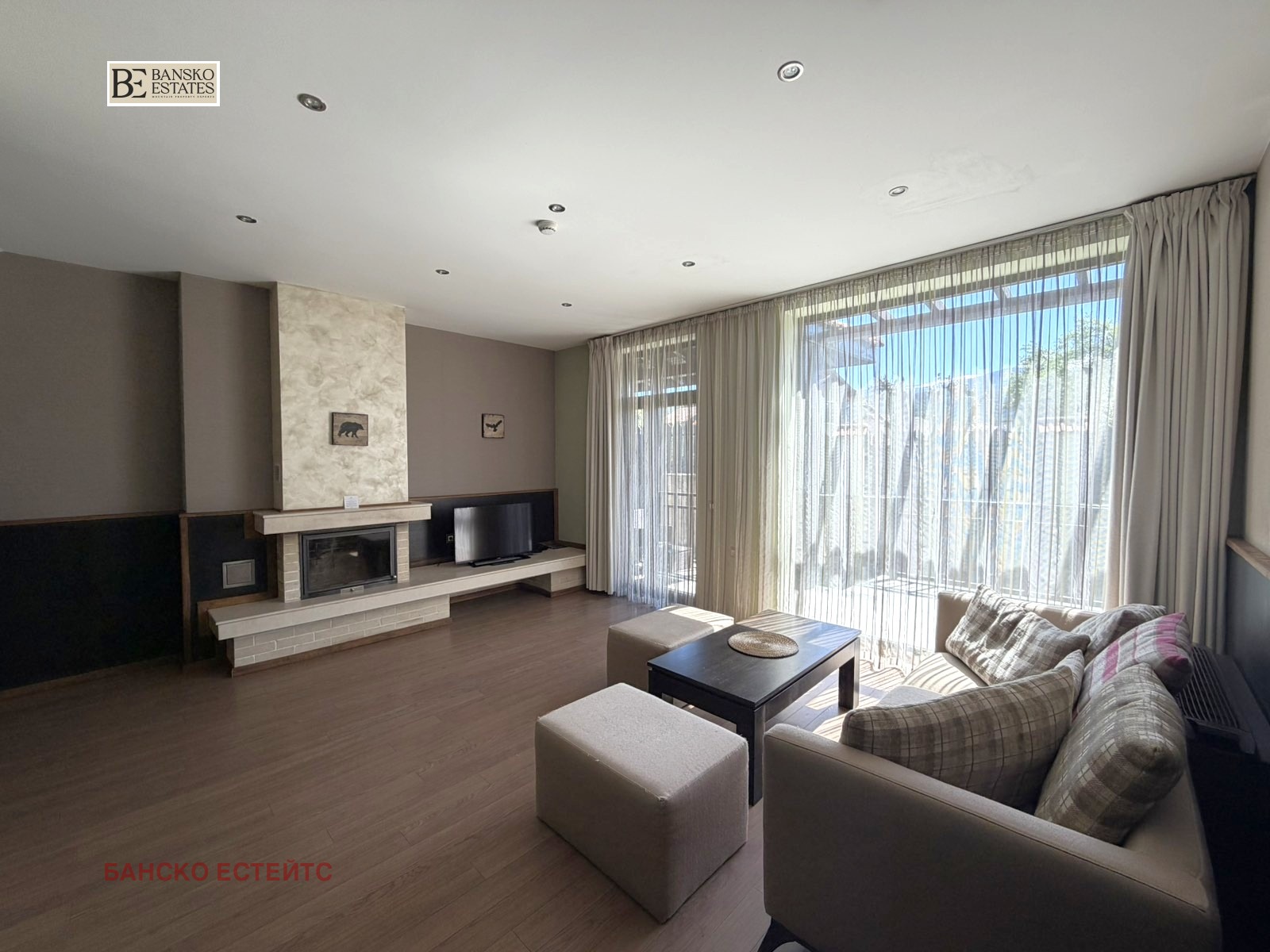 Продава ВИЛА, гр. Добринище, област Благоевград