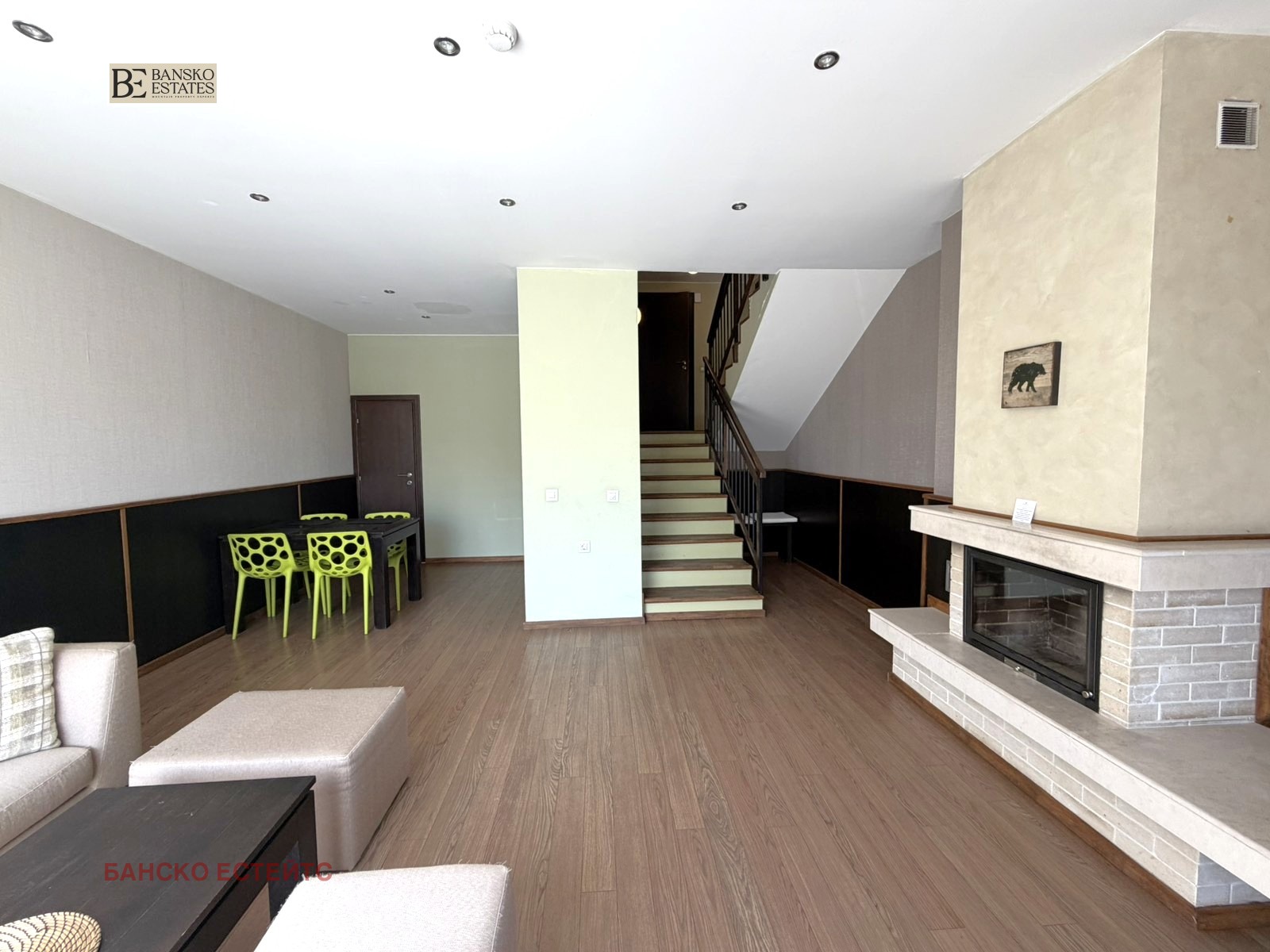 Продава ВИЛА, гр. Добринище, област Благоевград, снимка 2 - Вили - 54352698