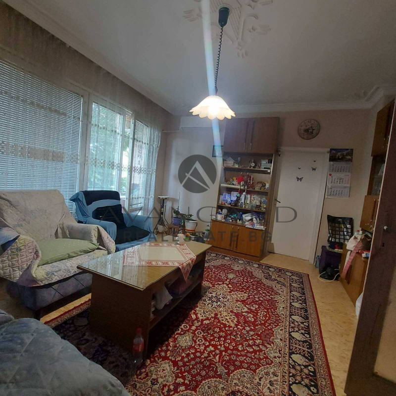 For Sale  2 bedroom Plovdiv , Izgrev , 84 sq.m | 14900730