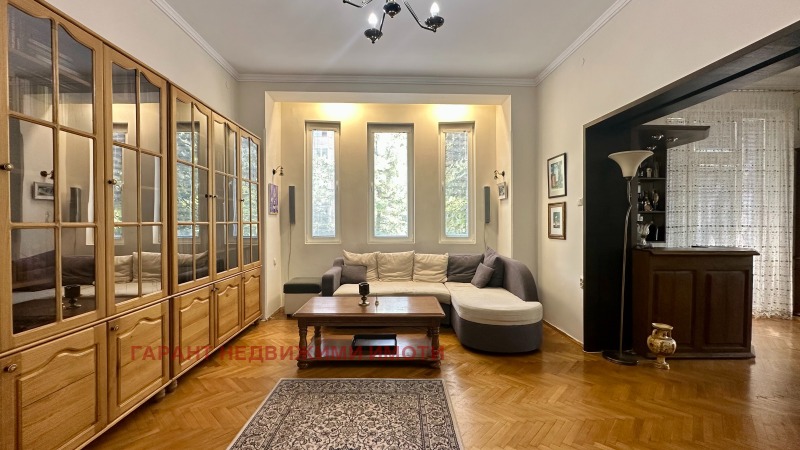 In vendita  3+ camere da letto Gabrovo , Tsentar , 160 mq | 46789433