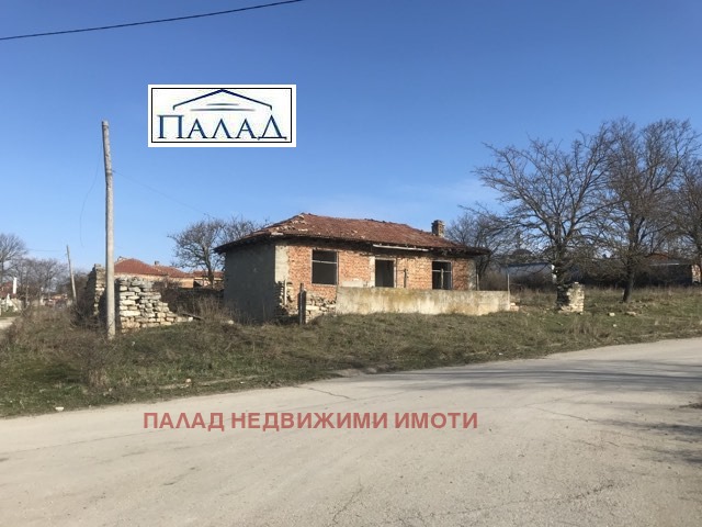 Продава КЪЩА, с. Аврен, област Варна, снимка 2 - Къщи - 44431157