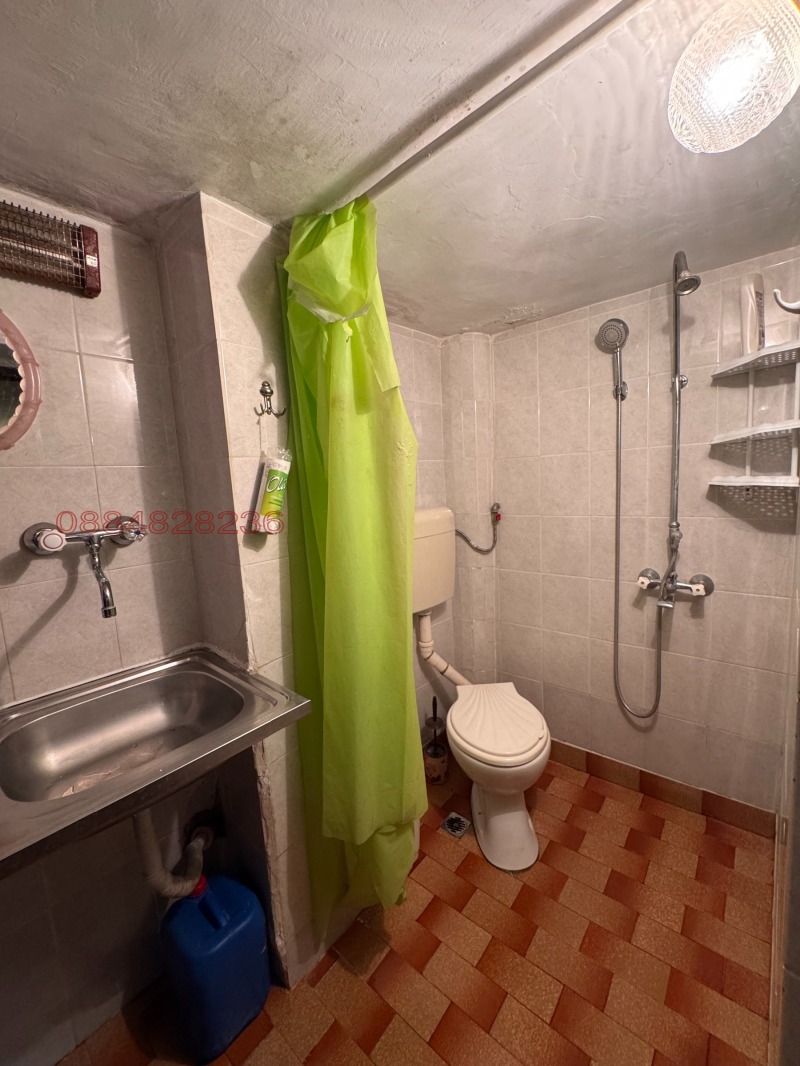 Продава КЪЩА, гр. Дебелец, област Велико Търново, снимка 14 - Къщи - 52780482