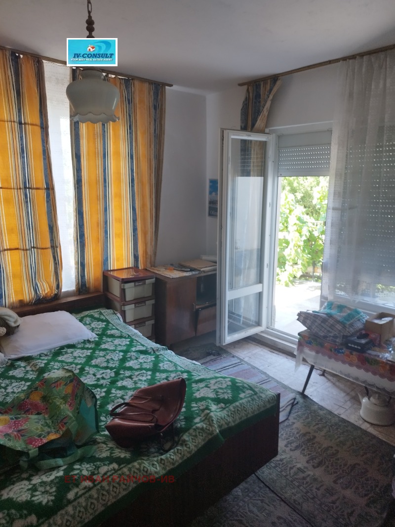 Продава КЪЩА, гр. Дупница, област Кюстендил, снимка 15 - Къщи - 53600588