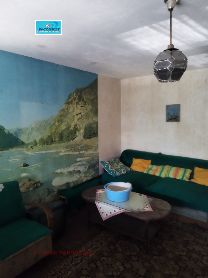 Продава КЪЩА, гр. Дупница, област Кюстендил, снимка 12 - Къщи - 53600588