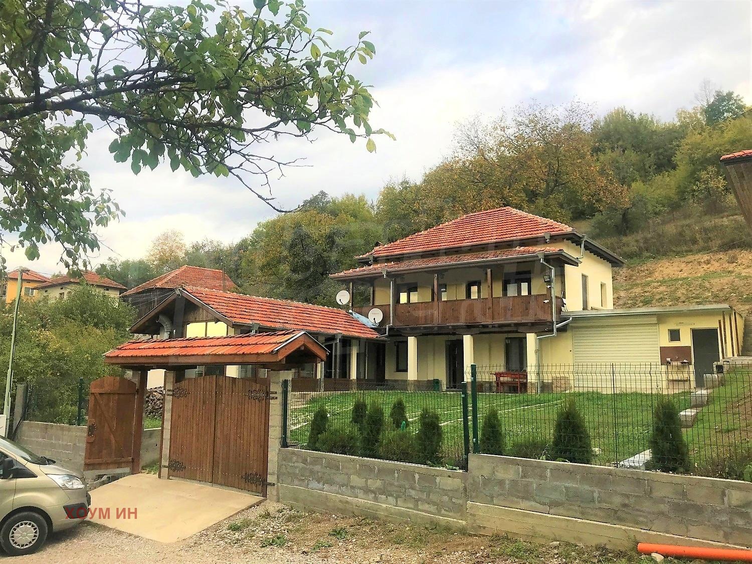 Продава КЪЩА, гр. Панагюрище, област Пазарджик