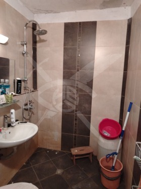 2 camere da letto Teva, Pernik 8