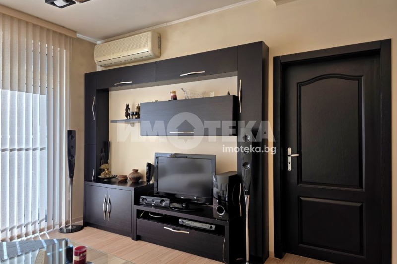 Продава 3-СТАЕН, гр. София, Център, снимка 10 - Апартаменти - 52874388