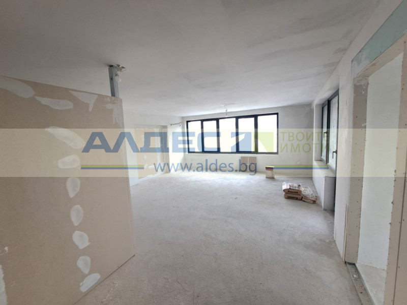 À venda  3 quartos Sofia , Borovo , 180 m² | 86138665 - imagem [4]