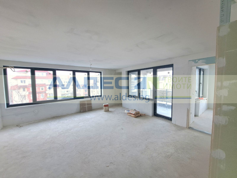 À venda  3 quartos Sofia , Borovo , 180 m² | 86138665 - imagem [3]