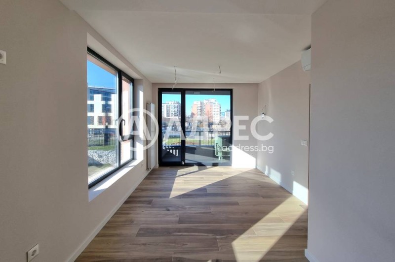 À venda  Mais de 3 quartos Sofia , Manastirski livadi , 255 m² | 23814091 - imagem [16]