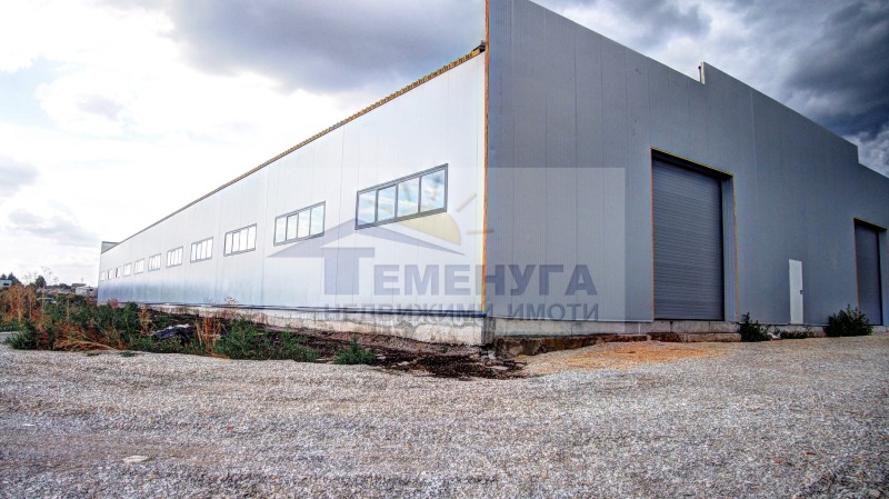 In vendita  Edificio industriale Sofia , Obelia 2 , 2040 mq | 89050411 - Immagine [2]