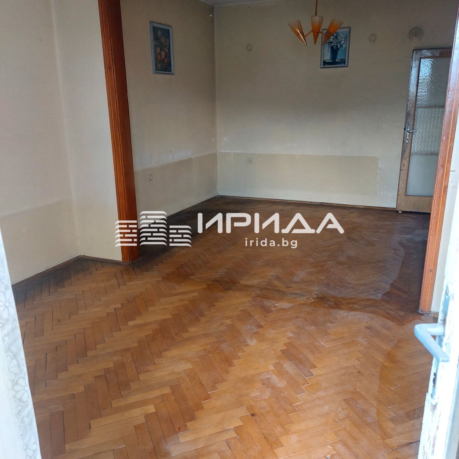 Продава 2-СТАЕН, гр. София, Център