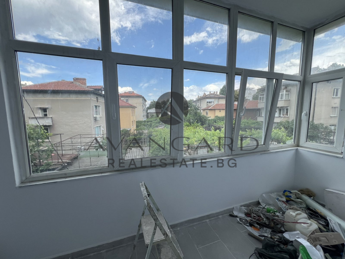Продава ЕТАЖ ОТ КЪЩА, гр. Пловдив, Христо Смирненски, снимка 7 - Етаж от къща - 54938054