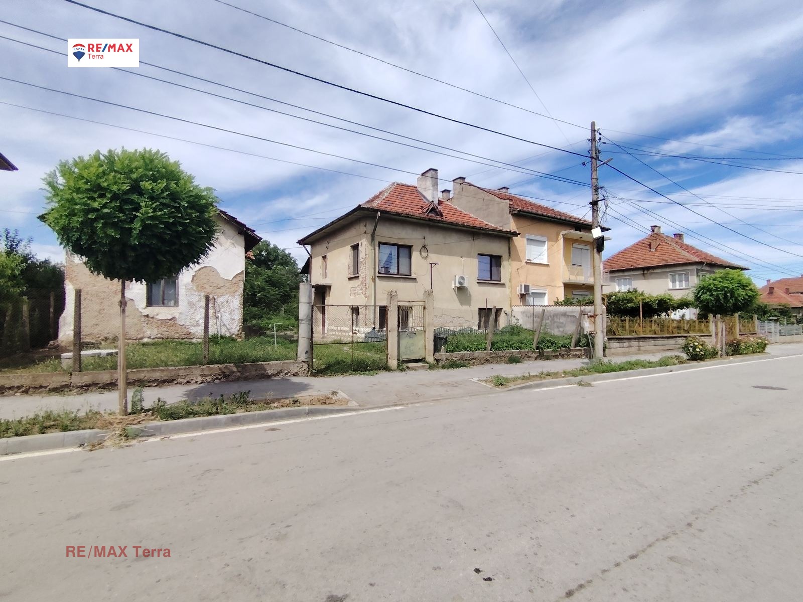 Продава КЪЩА, гр. Бяла Слатина, област Враца, снимка 2 - Къщи - 55241019