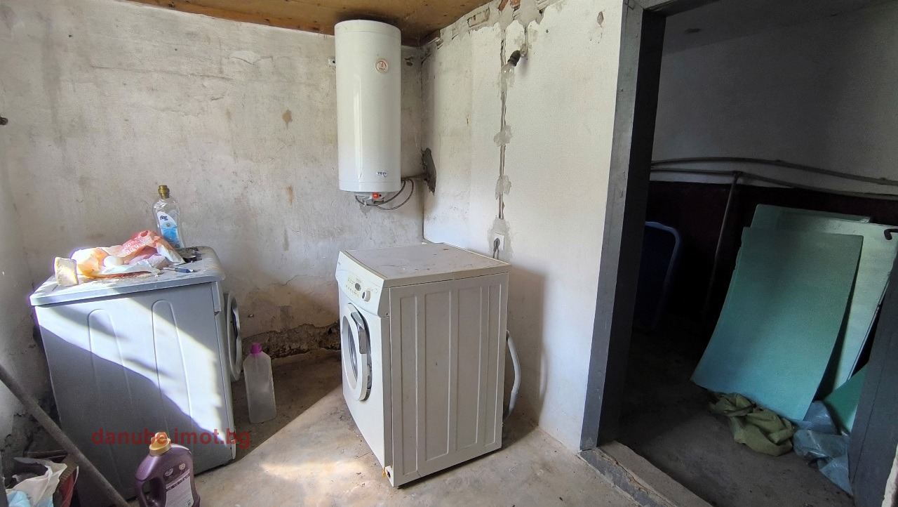 Продава КЪЩА, с. Костанденец, област Разград, снимка 16 - Къщи - 56396937