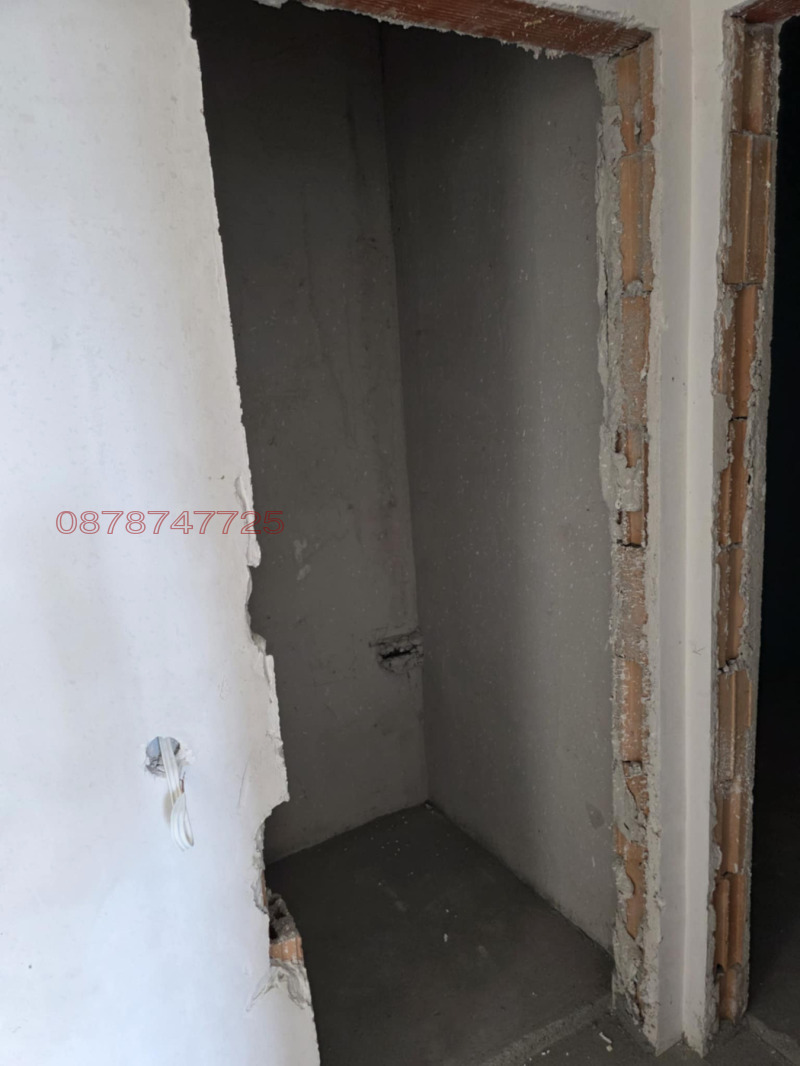 In vendita  2 camere da letto Sofia , Poligona , 100 mq | 40403871 - Immagine [13]