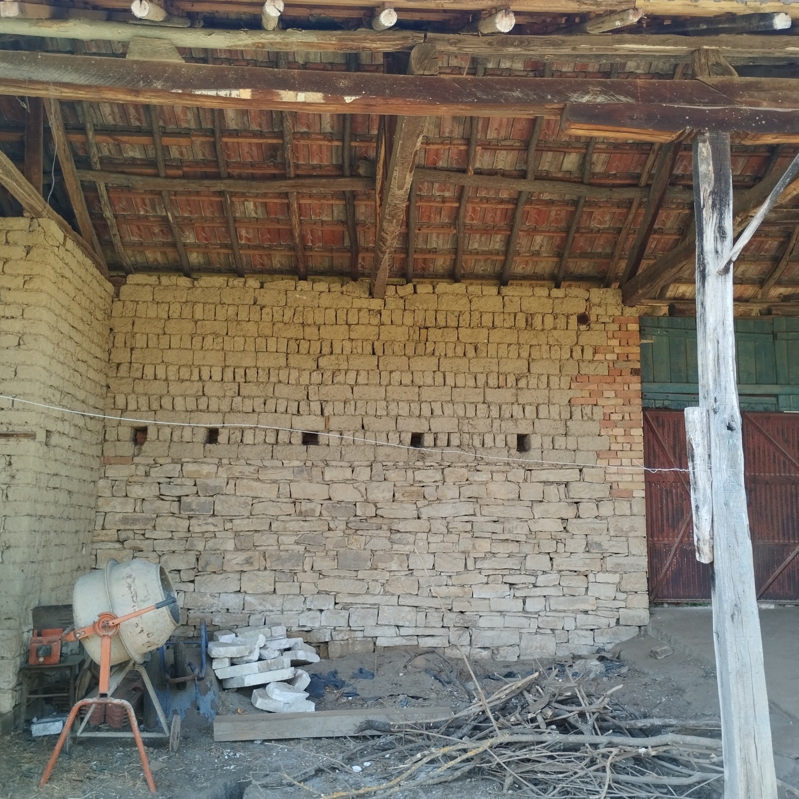 Продава КЪЩА, с. Иванча, област Велико Търново, снимка 3 - Къщи - 55003252
