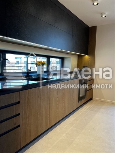 Продава КЪЩА, гр. София, в.з.Малинова долина, снимка 4 - Къщи - 47612559