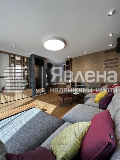 Продава КЪЩА, гр. София, в.з.Малинова долина, снимка 2 - Къщи - 47612559