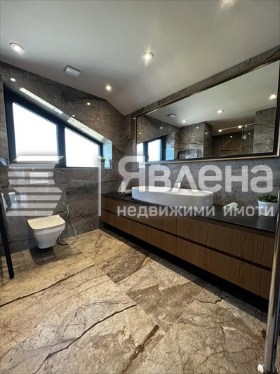 Продава КЪЩА, гр. София, в.з.Малинова долина, снимка 8 - Къщи - 47612559