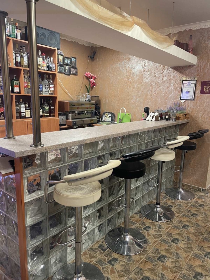 Till salu  Bar Sofia , Iztok , 68 kvm | 37812752 - bild [6]