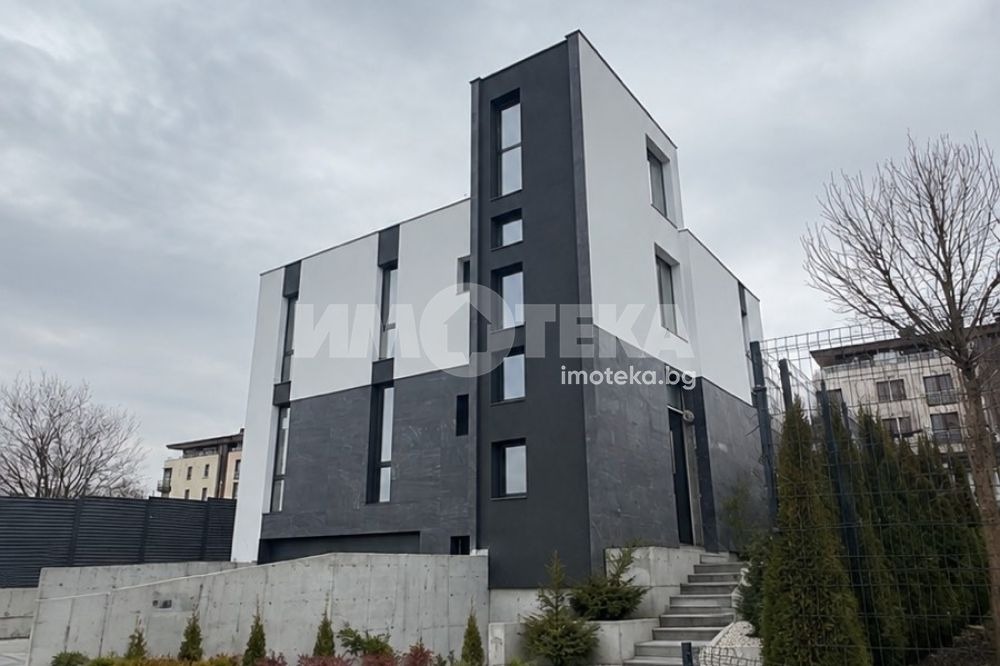 Продава КЪЩА, гр. София, Симеоново