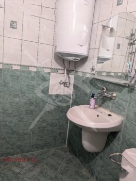 3+ Schlafzimmer Kjutschuk Parisch, Plowdiw