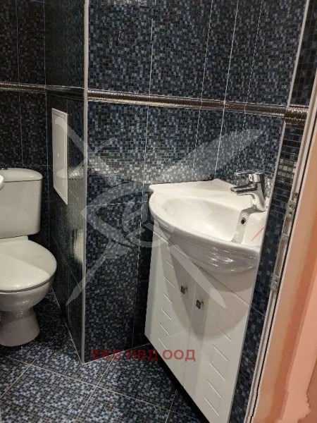 Zu verkaufen  3+ Schlafzimmer Plowdiw , Kjutschuk Parisch , 100 qm | 12933967 - Bild [4]