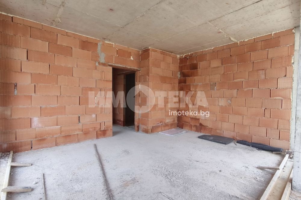 Продава 2-СТАЕН, гр. Варна, Изгрев, снимка 2 - Апартаменти - 53888842