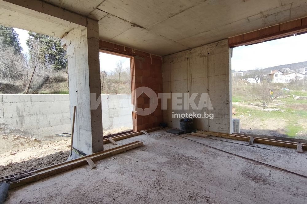 Продава 2-СТАЕН, гр. Варна, Изгрев, снимка 3 - Апартаменти - 53888842