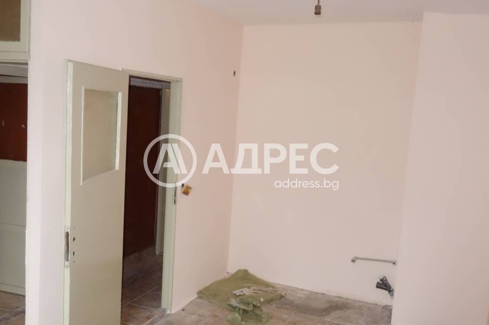Продава 2-СТАЕН, гр. Разград, Орел, снимка 2 - Апартаменти - 55126865