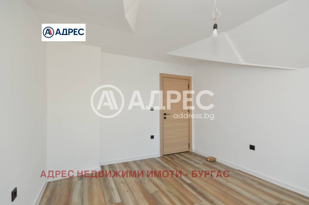 Продава 3-СТАЕН, гр. Бургас, Център, снимка 10 - Апартаменти - 54067209