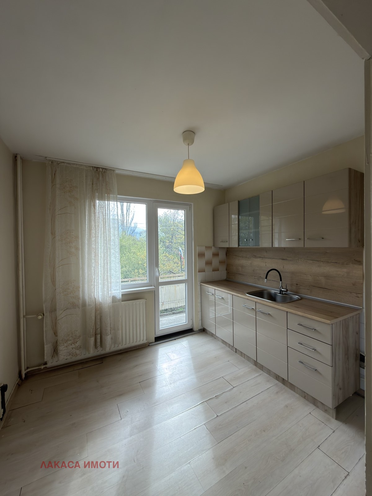 Продава 3-СТАЕН, гр. София, Мусагеница, снимка 3 - Апартаменти - 54219677