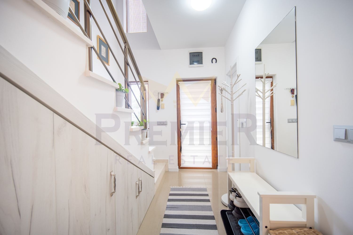 Продава КЪЩА, гр. Каварна, област Добрич, снимка 10 - Къщи - 54589314