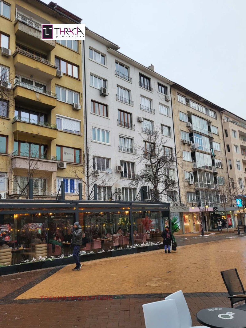 Продава 3-СТАЕН в град София, Център - 129 кв.м / 698 000 € » 1 365 169.34 лв., ТРАКИЯ ПРОПЪРТИЙС