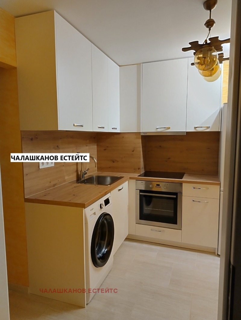 Продава  2-стаен град София , Център , 45 кв.м | 29075810