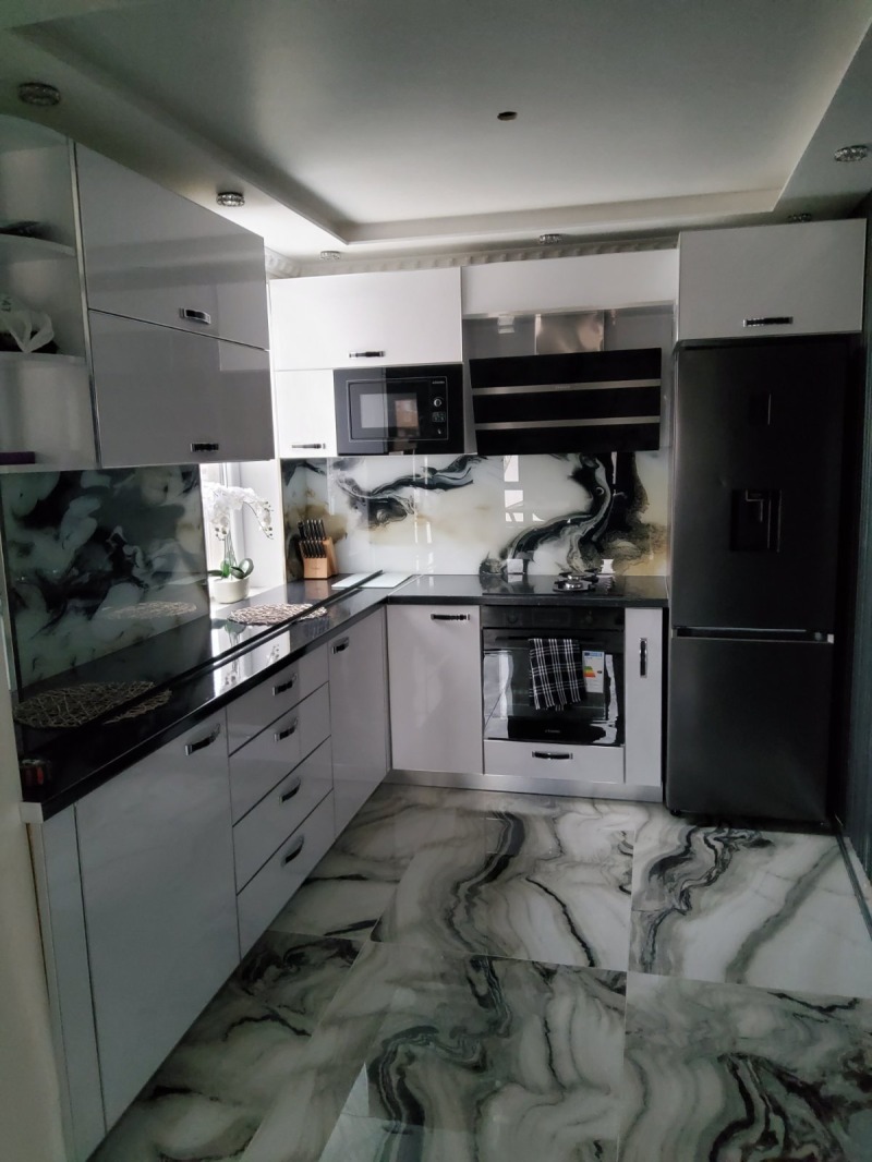 Til salgs  1 soverom Varna , Grand Mol , 75 kvm | 93466239 - bilde [2]