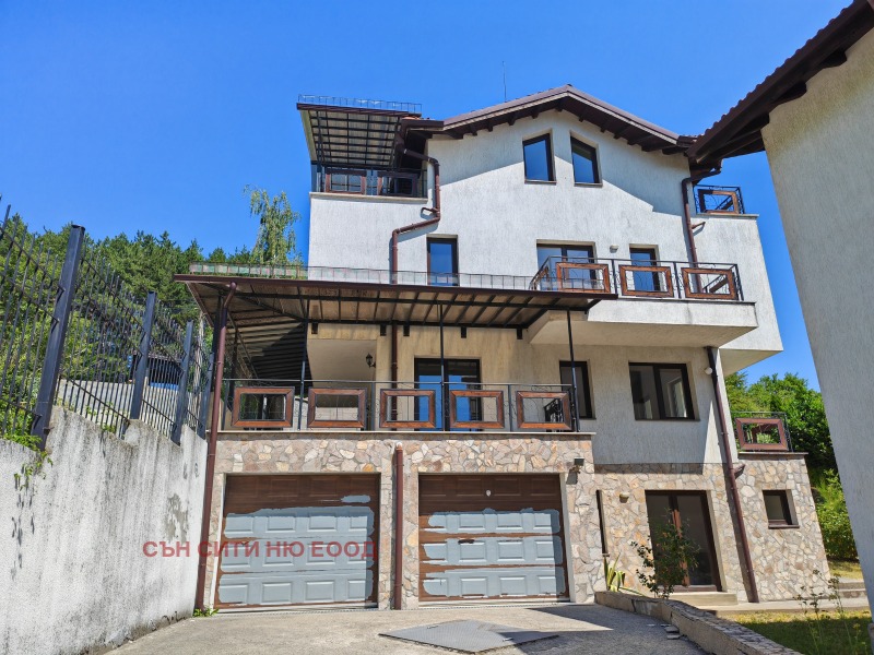 Til salg  Hus Sofia , Bankya , 300 kvm | 77318163