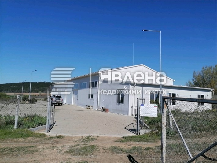 Till salu  Komplott region Sliven , Korten , 365290 kvm | 78468758 - bild [2]