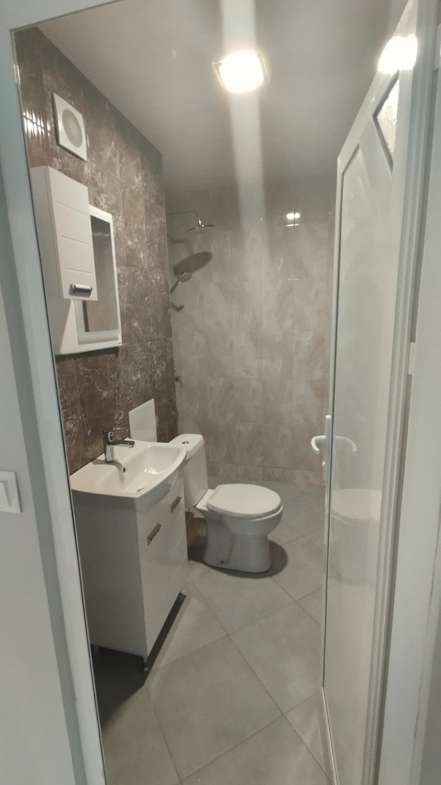 Продава 2-СТАЕН, гр. Разград, Орел, снимка 6 - Апартаменти - 56084546